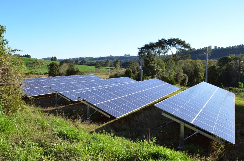 AMPYR Solar Europe will supply clean electricity to Multiplex after the two companies signed a power purchase agreement for the Northwold Solar PV project in Norfolk, England. This is an example of the types of projects the AGP Group and Stonepeak are likely to bring to the Australasian region. Image: AGP.