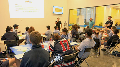 A Barayamal mini-accelerator session in progress.